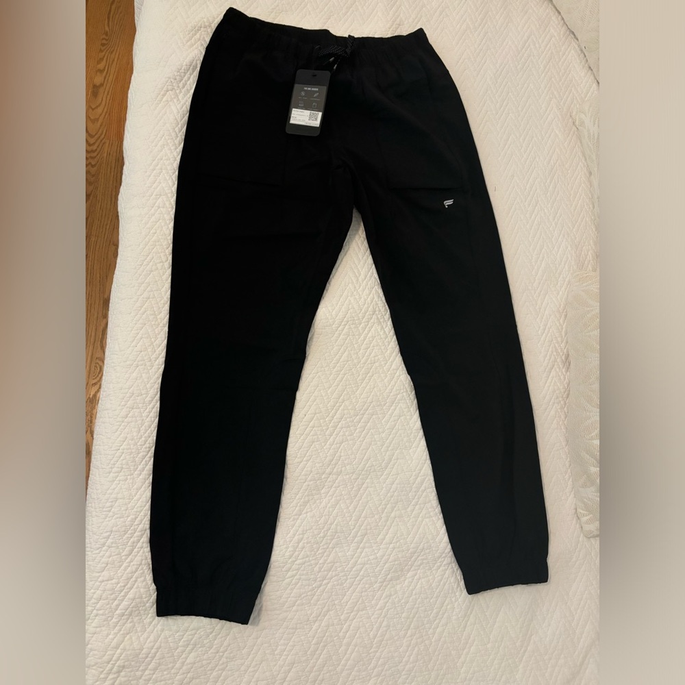 Fabletics “The One” Jogger NWT, Black (Men’s Medium)